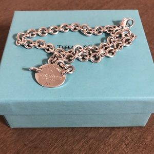 Return to Tiffany - Oval Tag.